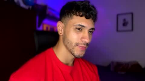 Snapshot of larry_jones chatting on January 2025 07:32:01 PM andrew online show from January 2025 07:32:01 PM