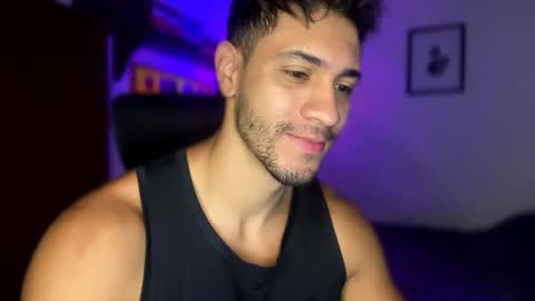 Snapshot of larry_jones chatting on January 2025 02:28:01 PM andrew online show from January 2025 02:28:01 PM