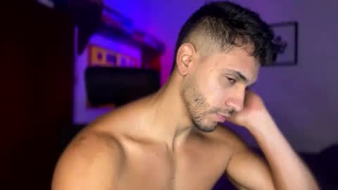 Snapshot of larry_jones chatting on January 2025 02:08:02 PM andrew online show from January 2025 02:08:02 PM