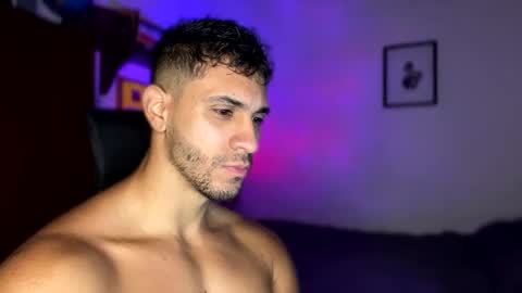 Snapshot of larry_jones chatting on January 2025 02:24:02 PM andrew online show from January 2025 02:24:02 PM