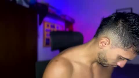 Snapshot of larry_jones chatting on January 2025 02:21:01 PM andrew online show from January 2025 02:21:01 PM