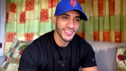 Snapshot of larry_jones chatting on February 2025 10:21:02 PM andrew online show from February 2025 10:21:02 PM