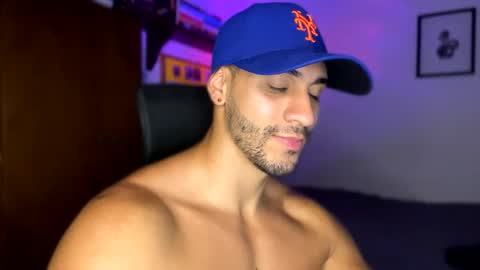 Snapshot of larry_jones chatting on February 2025 01:23:02 AM andrew online show from February 2025 01:23:02 AM