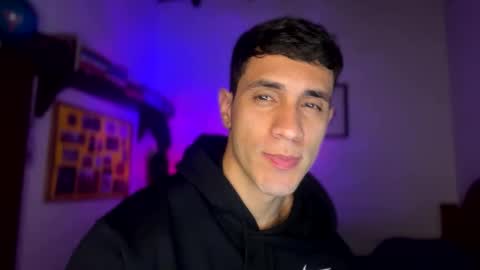 Snapshot of larry_jones chatting on February 2025 11:15:01 PM andrew online show from February 2025 11:15:01 PM