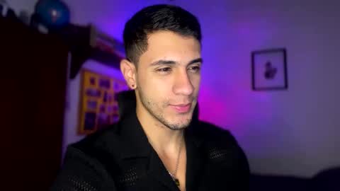 Snapshot of larry_jones chatting on February 2025 02:19:02 PM andrew online show from February 2025 02:19:02 PM