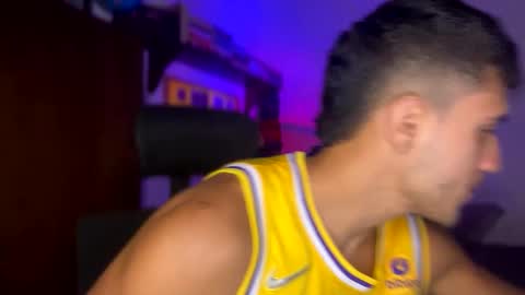 Snapshot of larry_jones chatting on March 2025 05:33:01 PM andrew online show from March 2025 05:33:01 PM