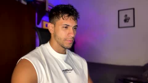 Snapshot of larry_jones chatting on March 2025 02:37:01 PM andrew online show from March 2025 02:37:01 PM