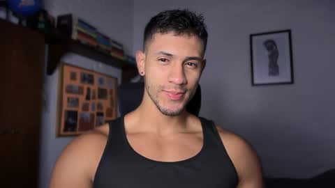 Snapshot of larry_jones chatting on September 2025 03:13:01 PM andrew online show from September 2025 03:13:01 PM