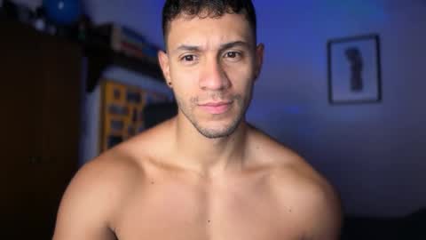 Snapshot of larry_jones chatting on October 2025 01:44:01 PM andrew online show from October 2025 01:44:01 PM