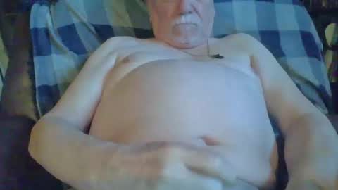 larryw01 online show from October 2025 02:39:01 PM