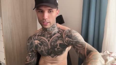 larsskeet online show from June 2026 06:24:02 PM