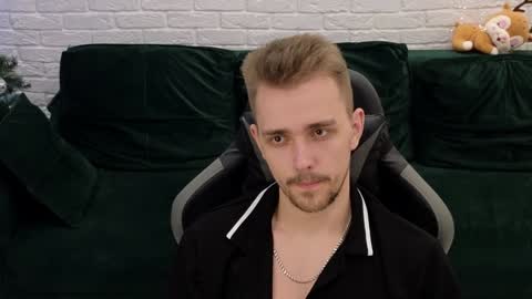 Lars online show from December 2024 04:32:02 AM