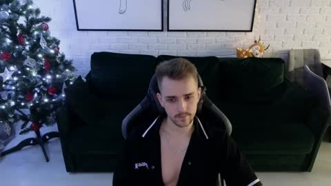 Lars online show from December 2024 01:03:02 AM