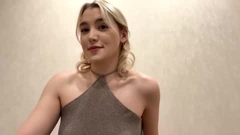 Snapshot of laruebaral chatting on February 2026 09:21:01 PM Betty online show from February 2026 09:21:01 PM