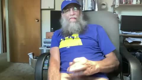 chris online show from October 2025 07:11:02 PM