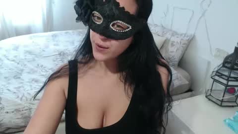 Auri online show from April 2026 01:42:02 PM