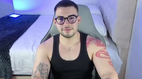 Snapshot of latam_ chatting on May 2026 05:47:02 AM YOUR BABY online show from May 2026 05:47:02 AM