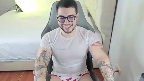 Snapshot of latam_ chatting on June 2026 11:52:01 PM YOUR BABY online show from June 2026 11:52:01 PM