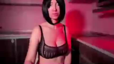Snapshot of latebloomtati chatting on May 2026 09:33:02 PM Goddess Tati Bangs Fetish online show from May 2026 09:33:02 PM