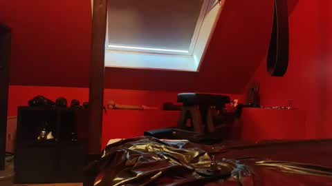 latexanalboy online show from April 2026 05:43:02 PM