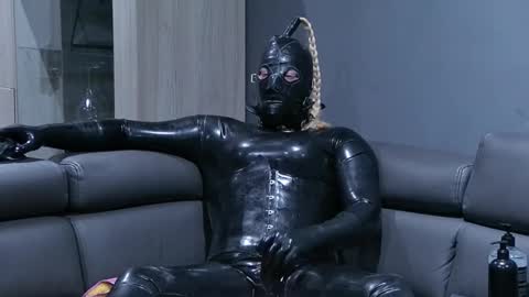 latex boy 38 online show from February 2025 06:55:01 PM