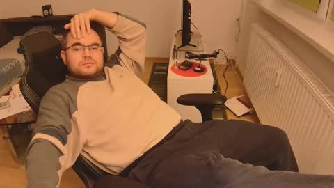 latexboy893 online show from November 2025 03:36:01 PM