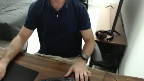 Snapshot of latexdave84 chatting on October 2025 10:36:01 AM latexdave84 online show from October 2025 10:36:01 AM