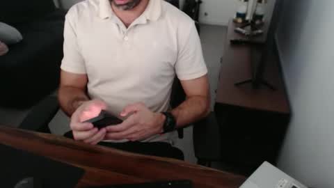 Snapshot of latexdave84 chatting on November 2025 07:30:01 AM latexdave84 online show from November 2025 07:30:01 AM