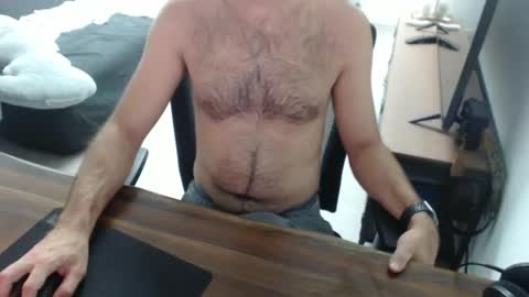 latexdave84 online show from April 2026 10:29:01 AM