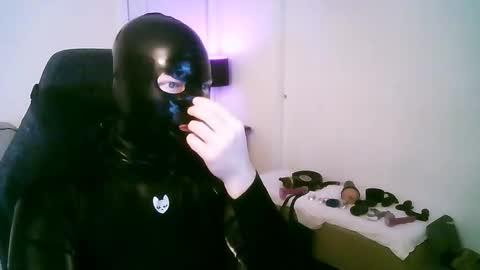 latexminheadroom online show from March 2025 03:06:01 AM
