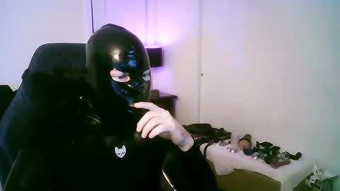 latexminheadroom online show from October 2025 02:20:02 AM