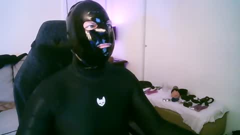 latexminheadroom online show from July 2026 01:52:01 AM