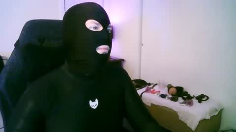 latexminheadroom online show from July 2026 06:00:01 AM