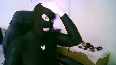 latexminheadroom online show from July 2026 05:39:01 AM