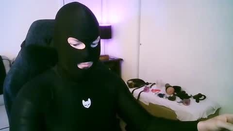latexminheadroom online show from August 2026 05:21:02 AM