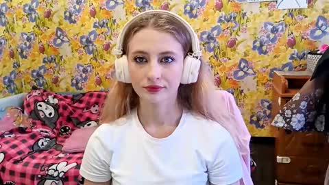 Amelia online show from October 2025 07:53:01 AM