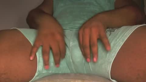 Snapshot of latin_12inches chatting on May 2026 11:28:02 PM Ney online show from May 2026 11:28:02 PM