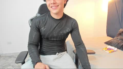 Snapshot of latin_beastx chatting on May 2026 08:04:02 PM latin_beastx online show from May 2026 08:04:02 PM