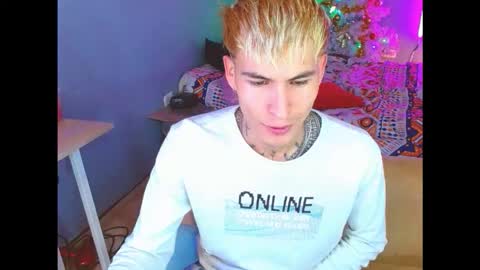 latin_boysxxx_ online show from November 2025 09:51:02 PM