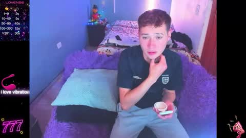 Snapshot of latin_boysxxx_ chatting on February 2026 07:29:02 PM latin_boysxxx_ online show from February 2026 07:29:02 PM