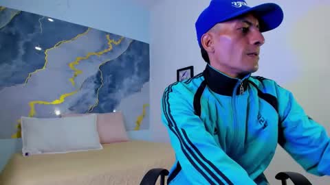 crissex  online show from October 2025 12:27:02 PM