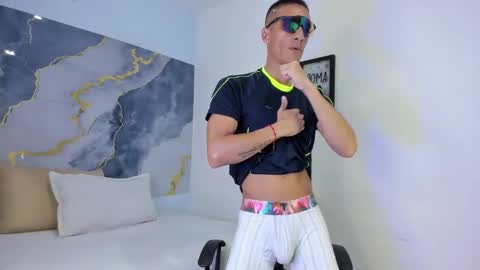 crissex  online show from November 2025 12:16:02 PM