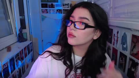 miiiiiiaaaa online show from February 2025 08:50:01 AM