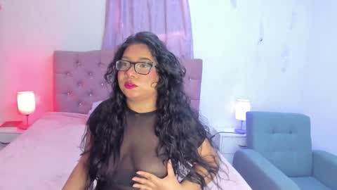 Martina online show from December 2025 08:18:02 PM