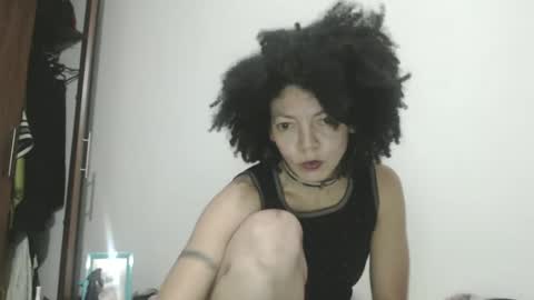 Latinacoka online show from December 2024 01:18:01 AM