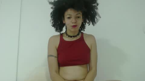 Latinacoka online show from February 2025 01:49:02 PM
