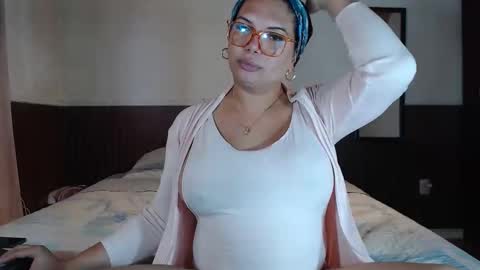 FLOR SALVAJE online show from March 2026 10:10:01 PM