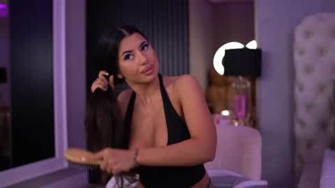 Snapshot of latinaloco chatting on July 2026 07:38:02 PM Latina online show from July 2026 07:38:02 PM
