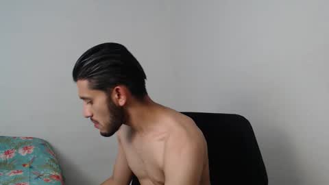 Snapshot of latinbunny7779 chatting on December 2024 03:06:01 AM camilo online show from December 2024 03:06:01 AM