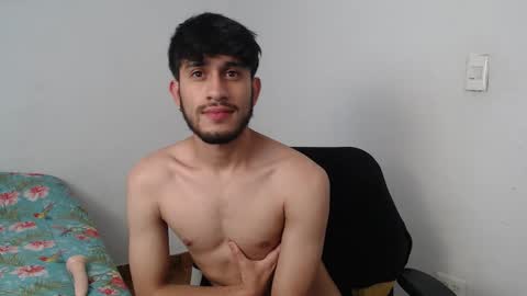 Snapshot of latinbunny7779 chatting on December 2024 06:35:01 AM camilo online show from December 2024 06:35:01 AM